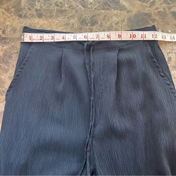 Jaclyn Smith Black Cropped Palazzo Pants Texture Pull On Stretch S - Picture 3 of 7